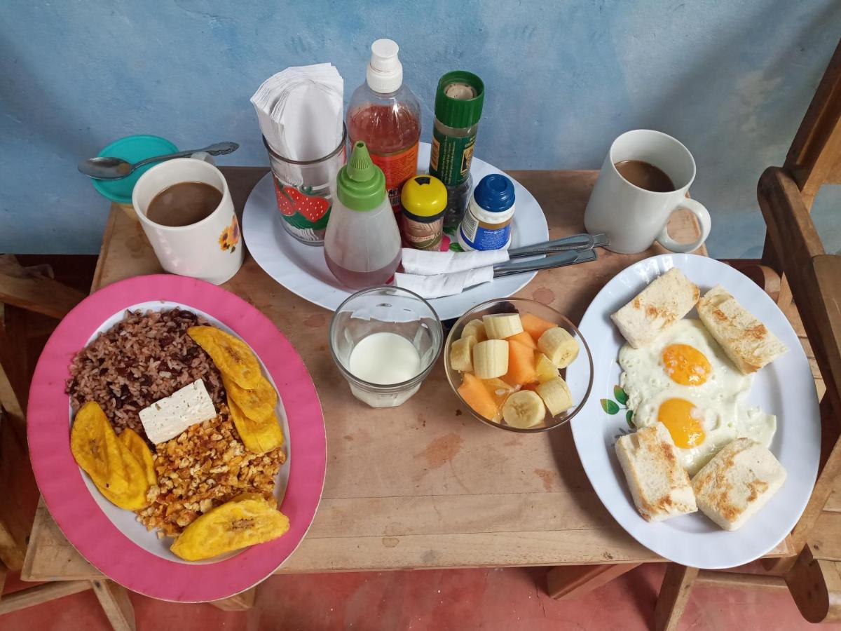 Bed & Breakfast Rosa's 2*